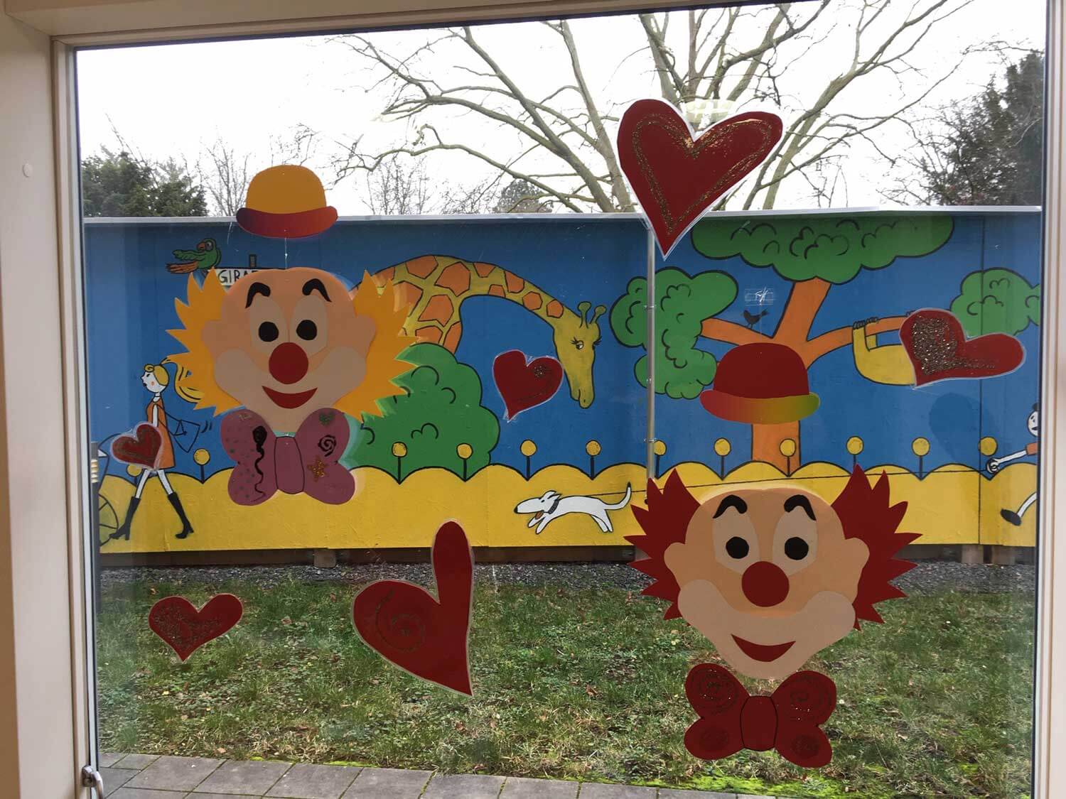 Bunte Fenster im Karneval